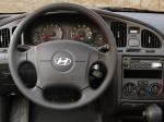 Hyundai Elantra Sedan 2003 года (US)